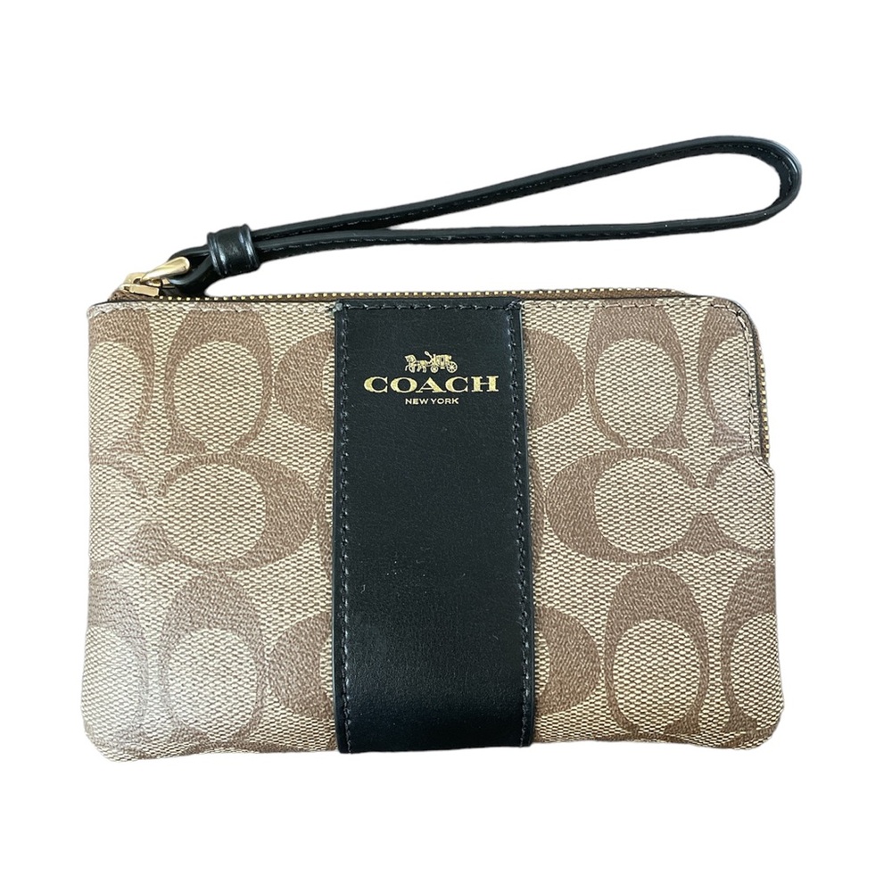 Coach Wristlet NWT!